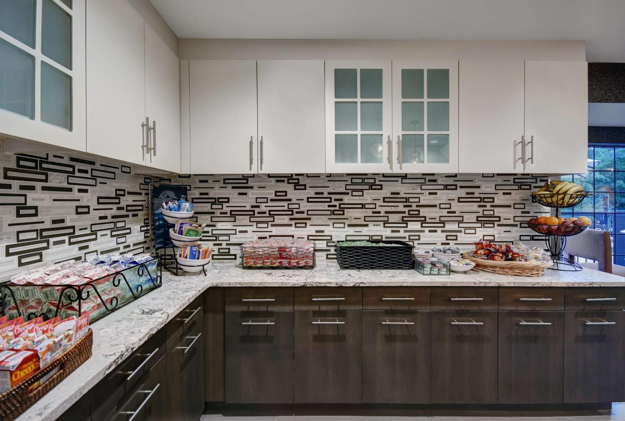 Homewood Suites By Hilton Eatontown Esterno foto