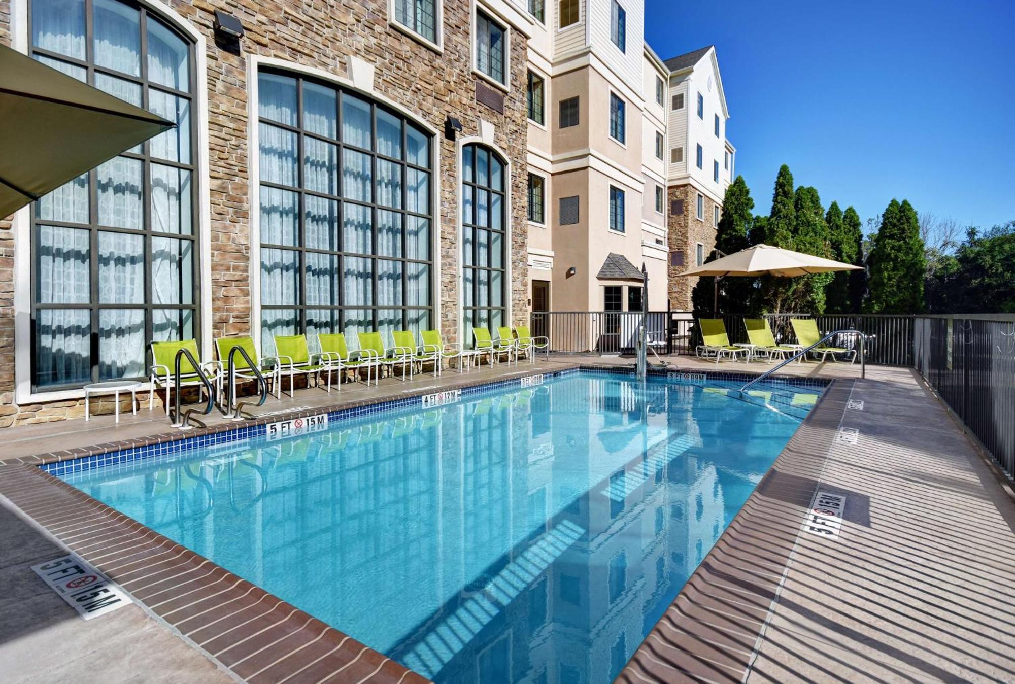 Homewood Suites By Hilton Eatontown Esterno foto
