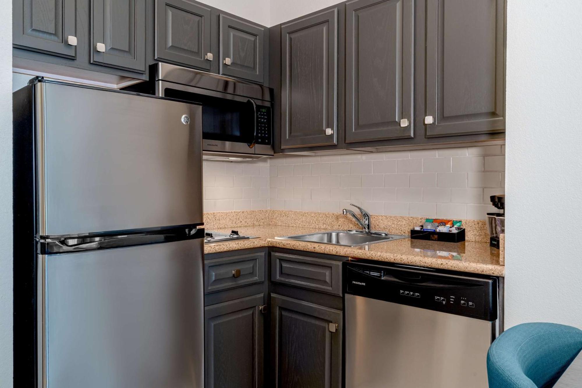 Homewood Suites By Hilton Eatontown Esterno foto