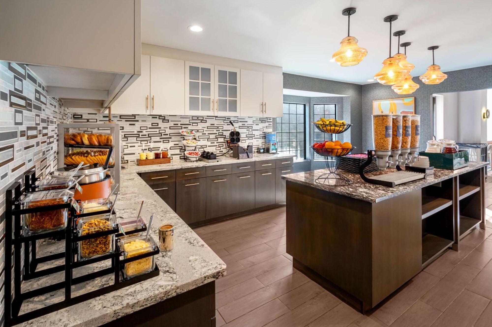 Homewood Suites By Hilton Eatontown Esterno foto