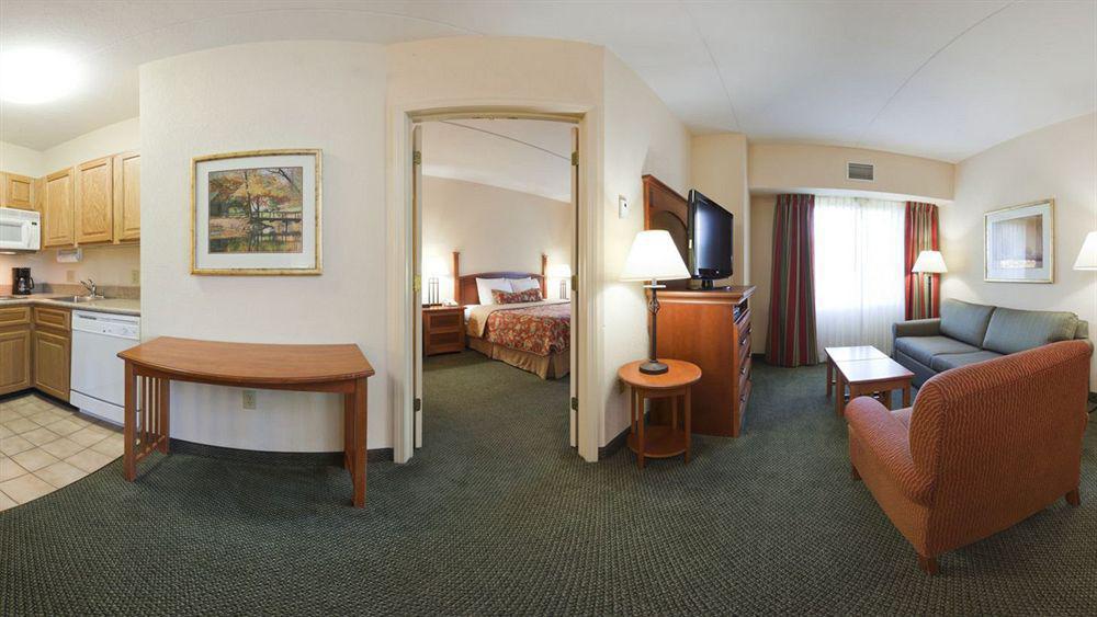 Homewood Suites By Hilton Eatontown Esterno foto